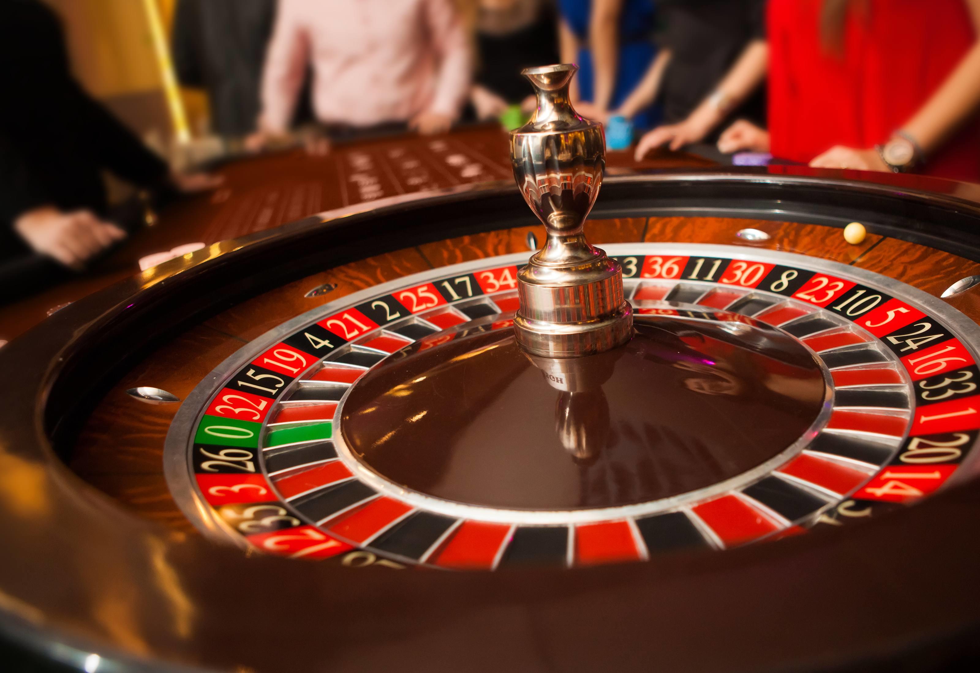 How to Bet on the Roulette Table