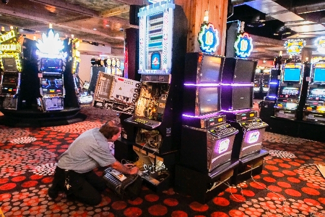 How to Work in a Casino as Slot Technician